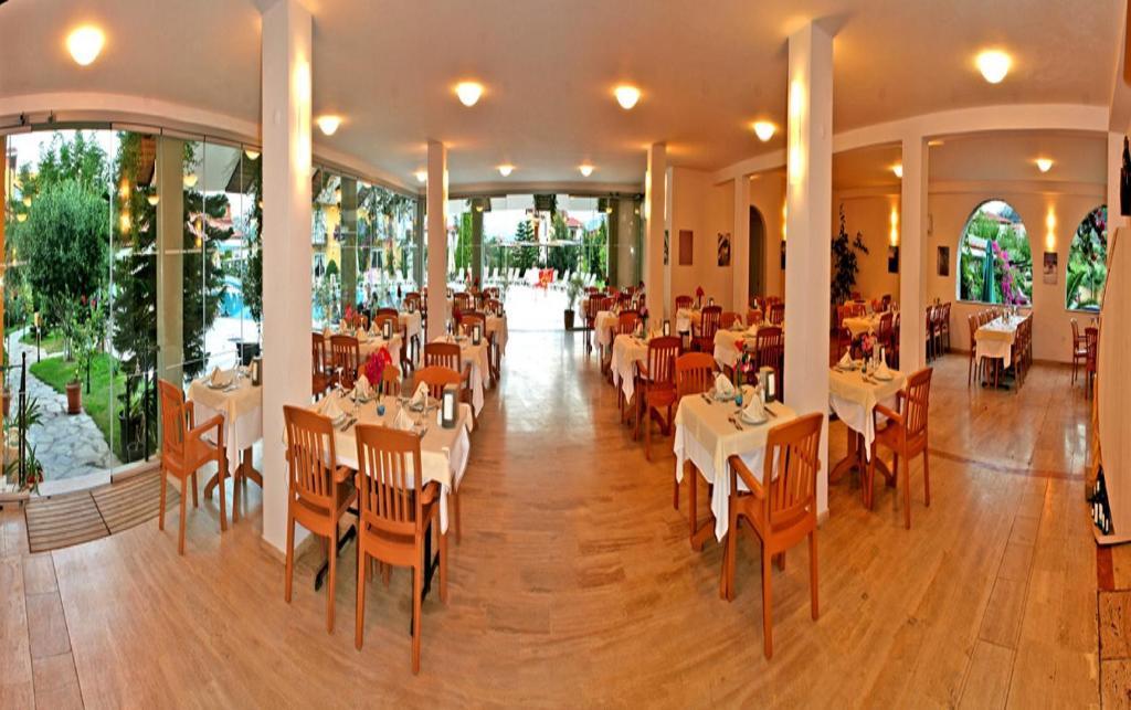 Club Alla Turca ดาลยัน ภายนอก รูปภาพ