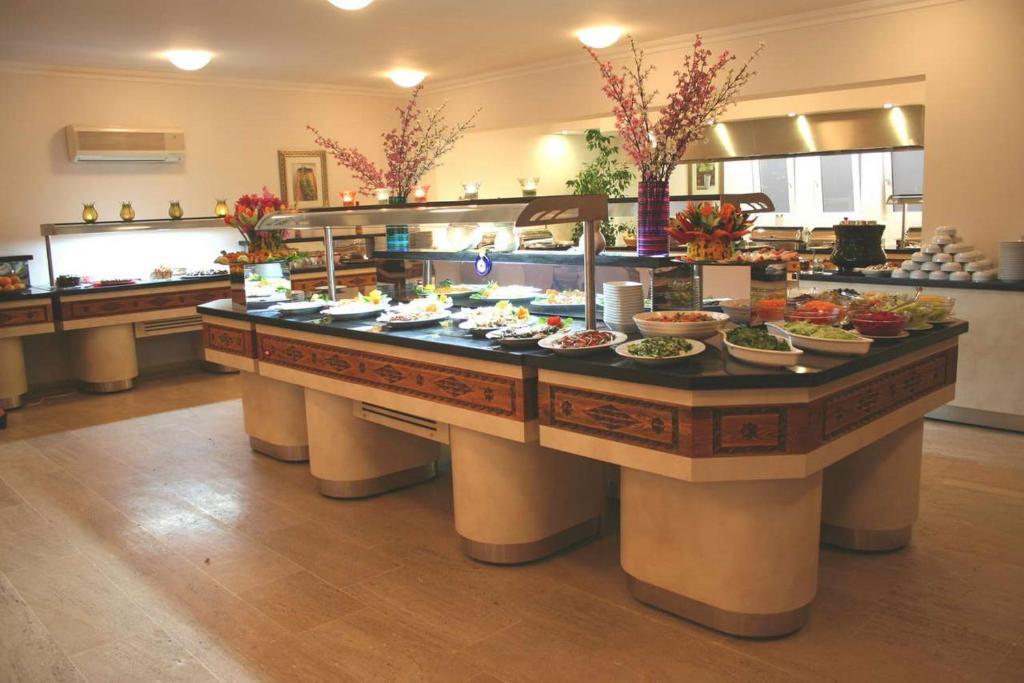 Club Alla Turca ดาลยัน ภายนอก รูปภาพ